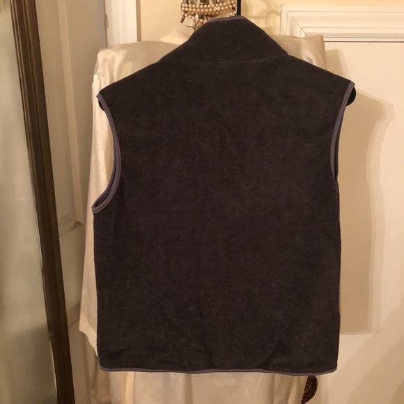 Vest - Picture 2 of 3